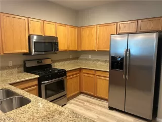 Photo #5: 2675743 Listing 