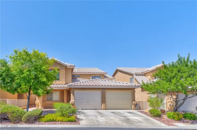 MLS: 2675749 Condo For Sale