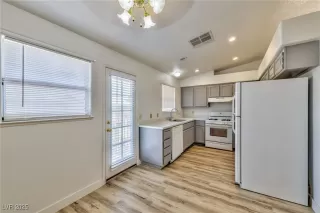 Photo #3: 2675749 Listing 