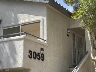 Photo #2: 2675776 Listing 