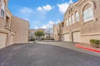 Photo #2: 2675779 Listing 