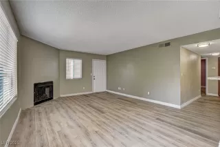 Photo #4: 2675793 Listing 