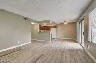 Photo #5: 2675793 Listing 