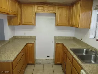 Photo #1: 2675795 Listing