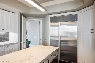 Photo #4: 2675796 Listing 