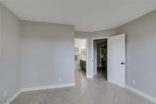 Photo #3: 2675813 Listing 