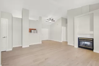 Photo #4: 2675821 Listing 