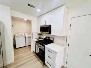 Photo #6: 2675847 Listing 