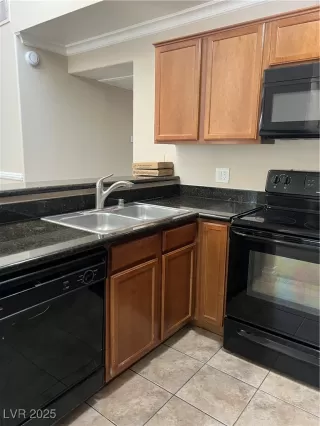 Photo #5: 2675863 Listing 