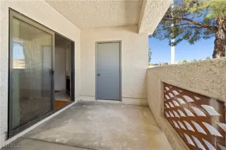 Photo #3: 2675871 Listing