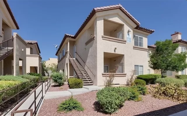 MLS: 2675925 Condo For Sale