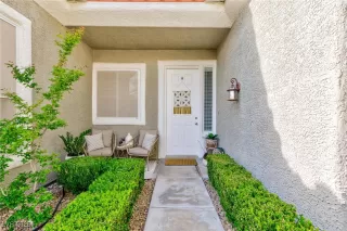 Photo #2: 2675993 Listing 