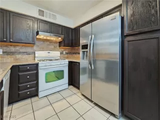 Photo #4: 2676009 Listing 