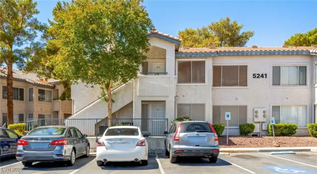 MLS: 2676020 Condo For Sale