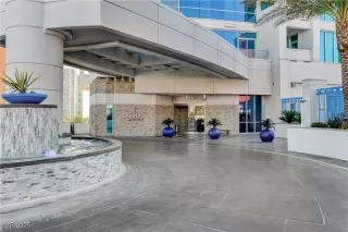 Photo #4: 2676029 Listing