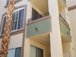 Photo #1: 2676032 Listing