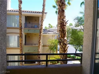 Photo #6: 2676032 Listing