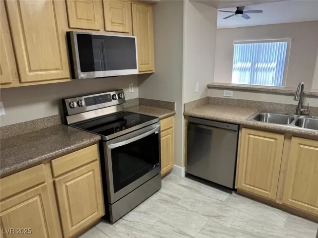 MLS: 2676042 Condo For Sale