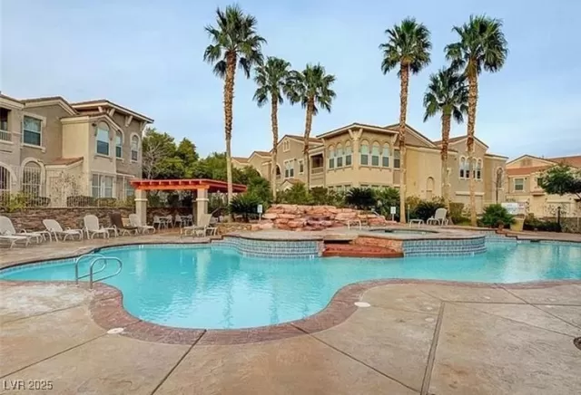 MLS: 2676062 Condo For Sale