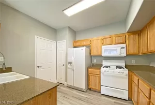 Photo #5: 2676062 Listing 