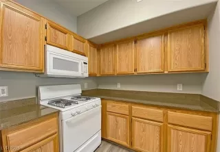 Photo #6: 2676062 Listing 