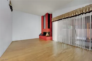 Photo #6: 2676080 Listing