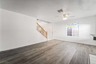 Photo #3: 2676096 Listing