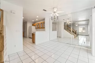 Photo #6: 2676096 Listing