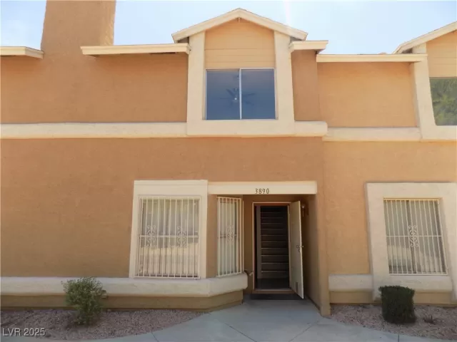 MLS: 2676099 Condo For Sale