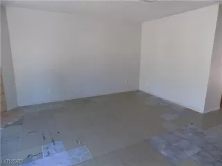 Photo #5: 2676099 Listing