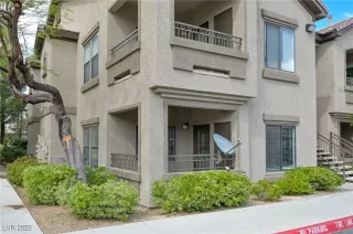 Photo #2: 2676120 Listing 