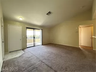 Photo #4: 2676146 Listing 