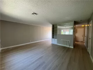 Photo #2: 2676147 Listing