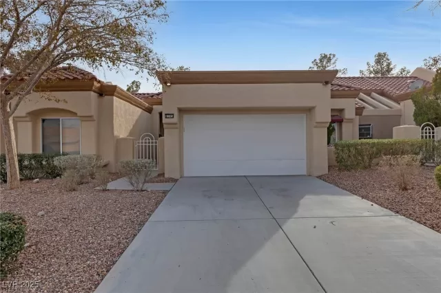 MLS: 2676178 Condo For Sale