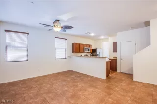 Photo #4: 2676179 Listing