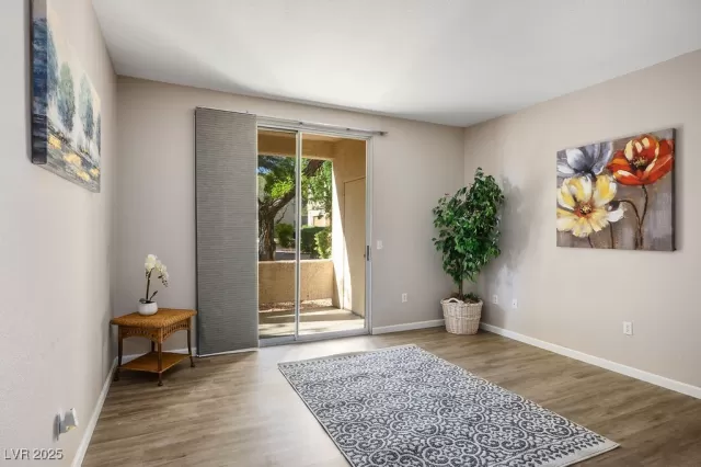 MLS: 2676286 Condo For Sale