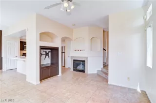 Photo #2: 2676302 Listing 