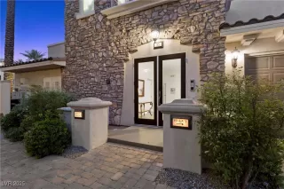 Photo #2: 2676343 Listing 