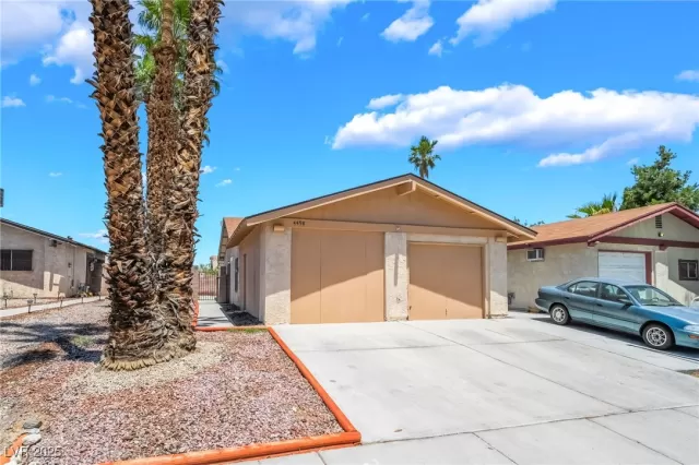 MLS: 2676360 Condo For Sale