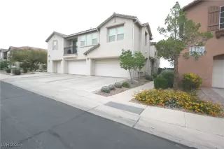 Photo #1: 2676362 Listing 