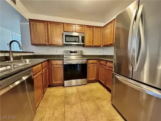 Photo #3: 2676372 Listing 