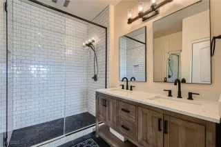 Photo #6: 2676379 Listing 