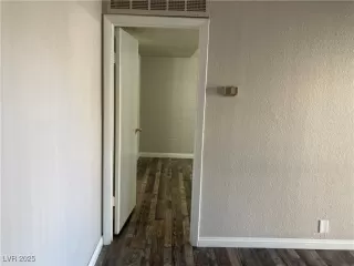 Photo #5: 2676406 Listing 