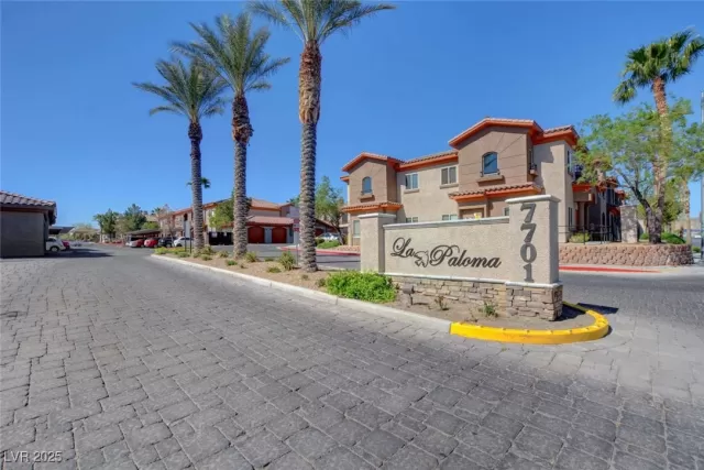 MLS: 2676415 Condo For Sale