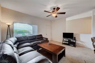 Photo #4: 2676415 Listing