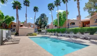 Photo #2: 2676425 Listing