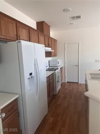 Photo #4: 2676447 Listing 