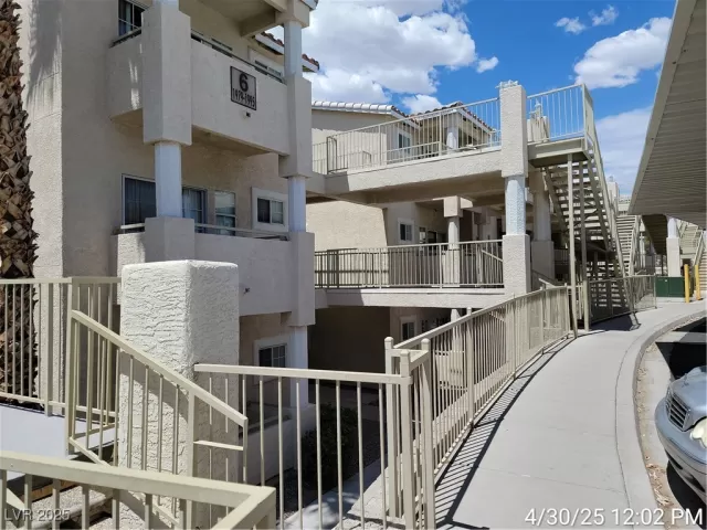 MLS: 2676476 Condo For Sale