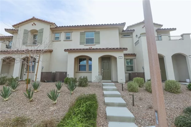 MLS: 2676499 Condo For Sale