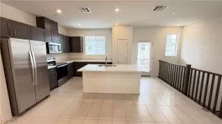 Photo #4: 2676507 Listing 